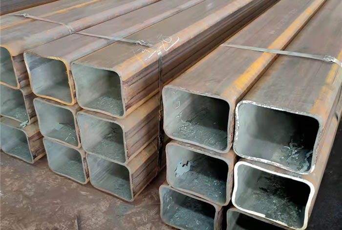 积石山大口径无缝方管