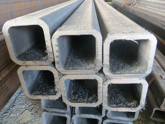 积石山20#方矩钢管